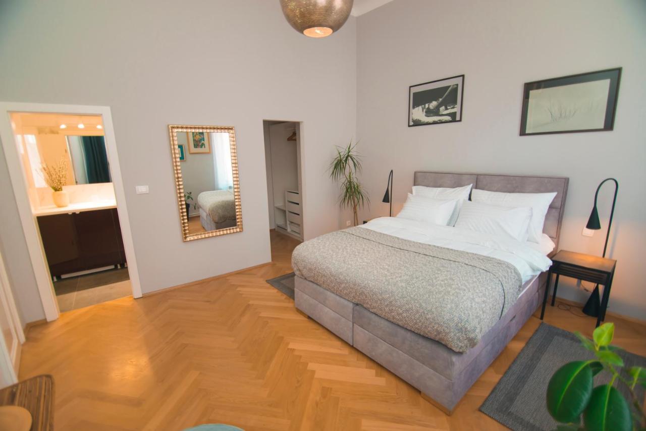 Stross Apartments Zagabria Esterno foto