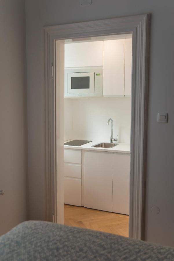 Stross Apartments Zagabria Esterno foto